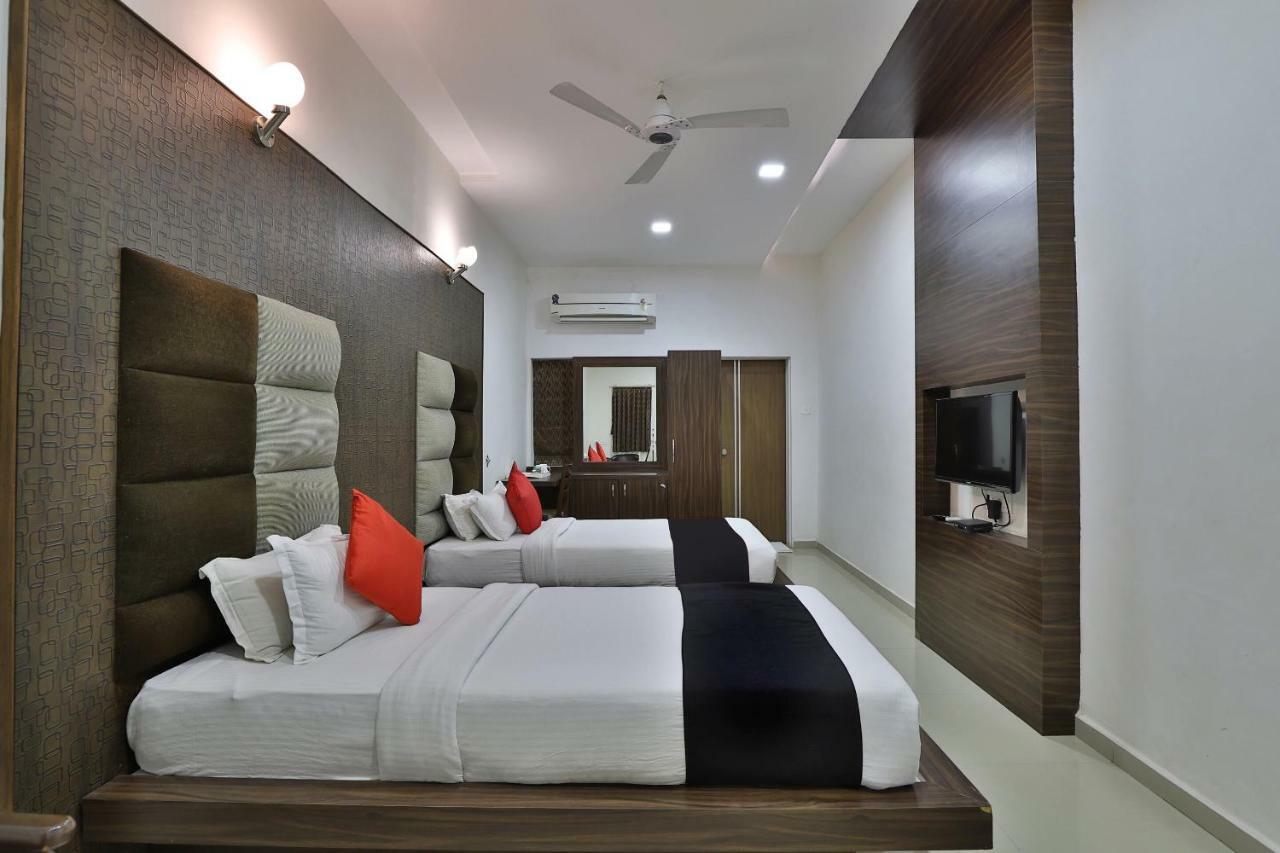 Banyan Paradise Resort Vadodara Zewnętrze zdjęcie
